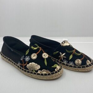 Floral Embroidered Espadrilles with Jute Sole size 6.5